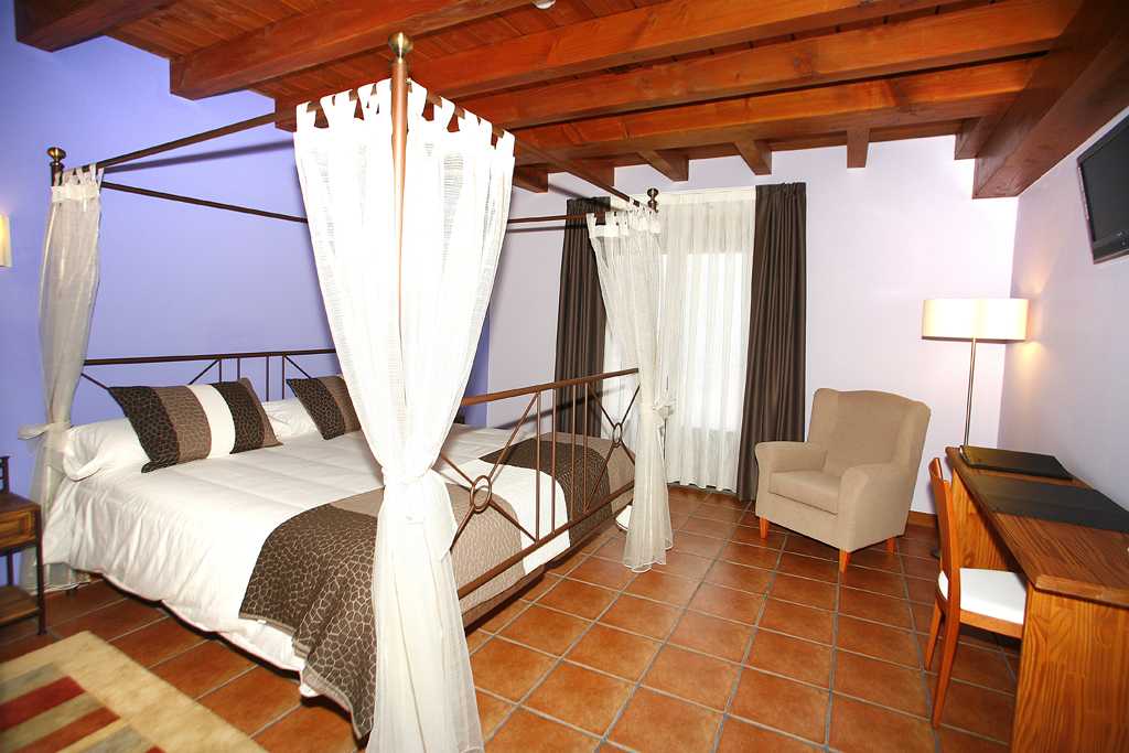 HOTEL ATXURRA