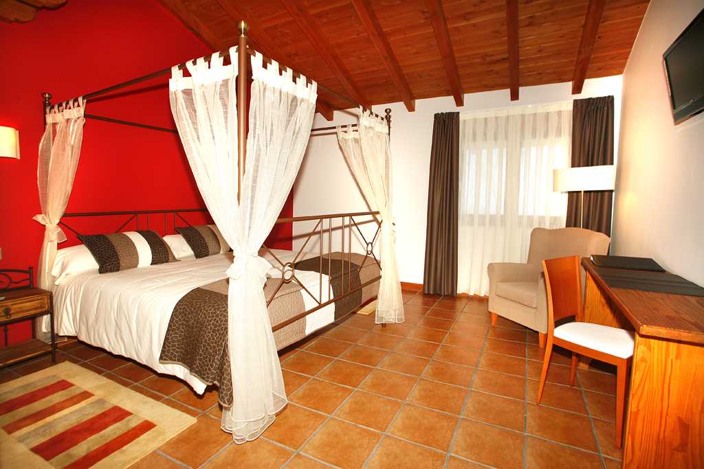 HOTEL ATXURRA