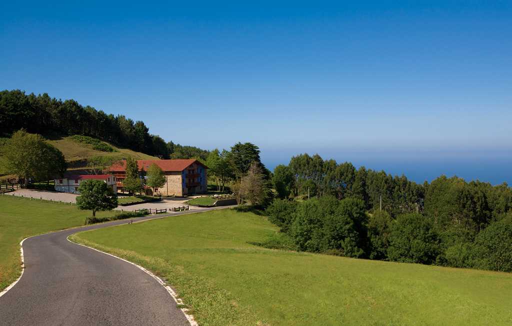 HOTEL ATXURRA