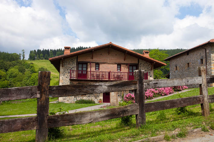 ETXEGORRI 75