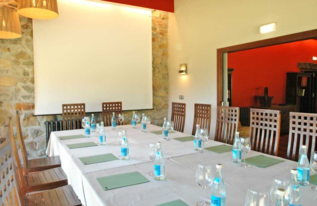 hotel santa kutz urola urretxu gipuzkoa