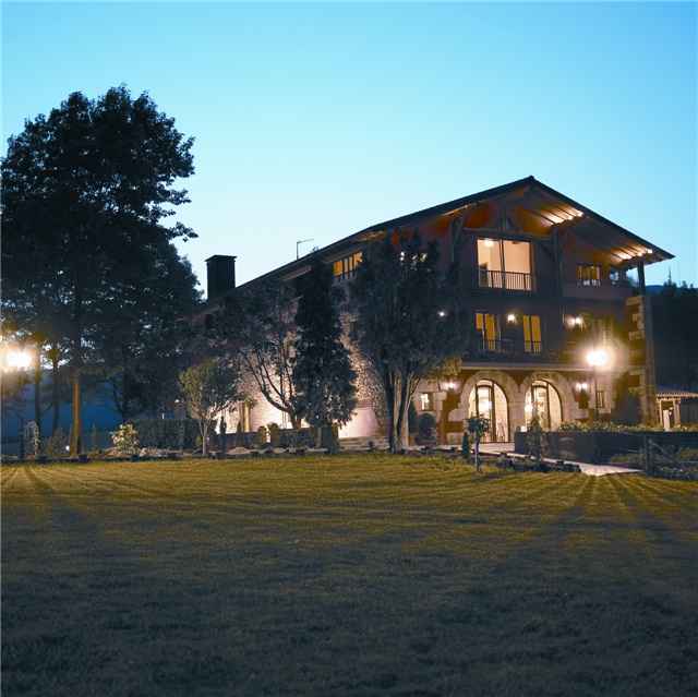 Foto hotel usategieta pais vasco
