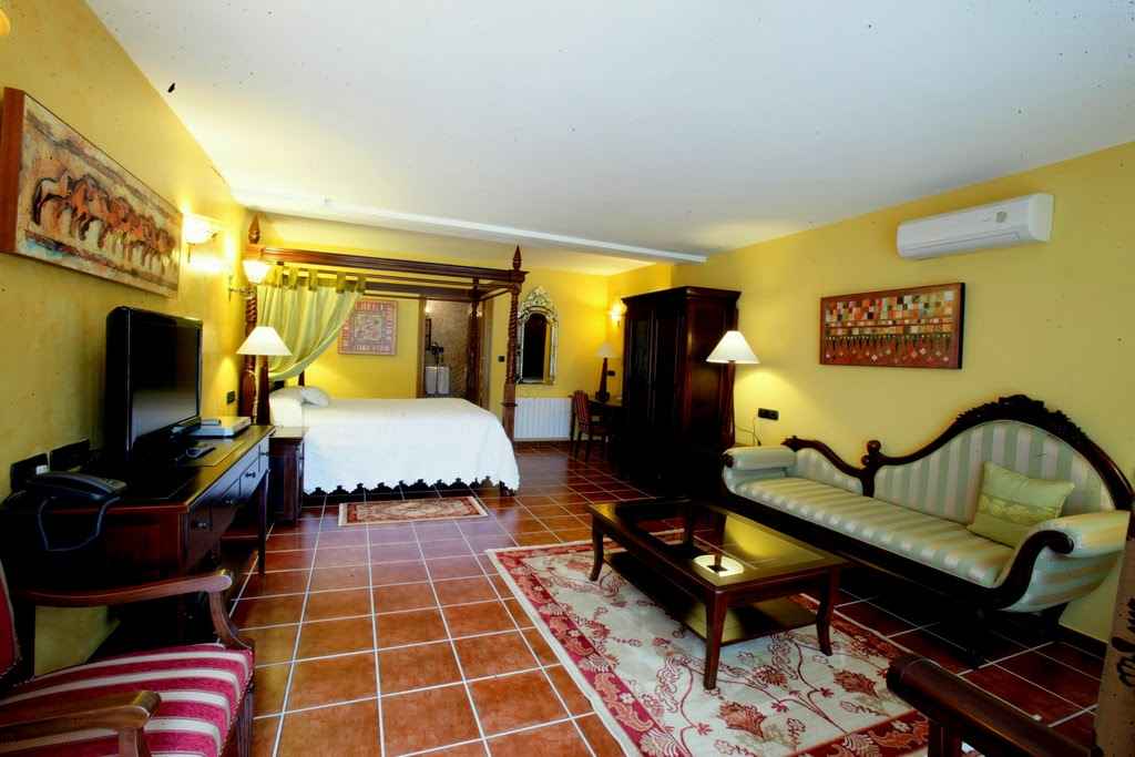 HOTEL ETXEGANA